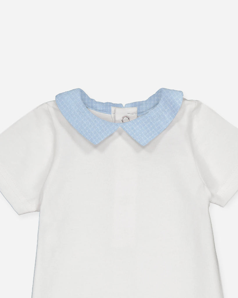 Zoom du body blanc à col pointu bleu avec quadrillage blanc pour bébé garçon de la marque Bobine Paris.
