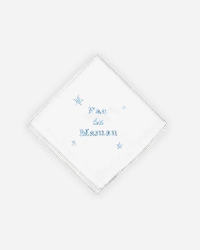 Lange en coton blanc pour bébé à broderies bleues "Fan de Maman" de la marque Bobine Paris