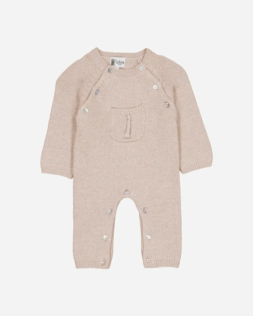 Combinaison pour bébé en laine et cachemire beige clair de la marque Bobine Paris.