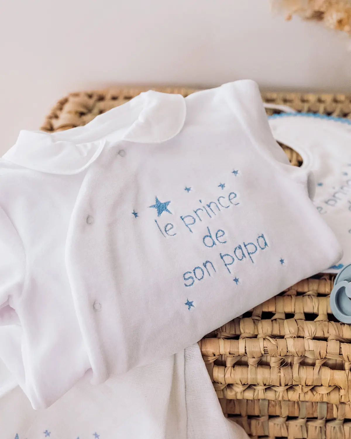 Pyjama en coton blanc brode Le prince de son papa