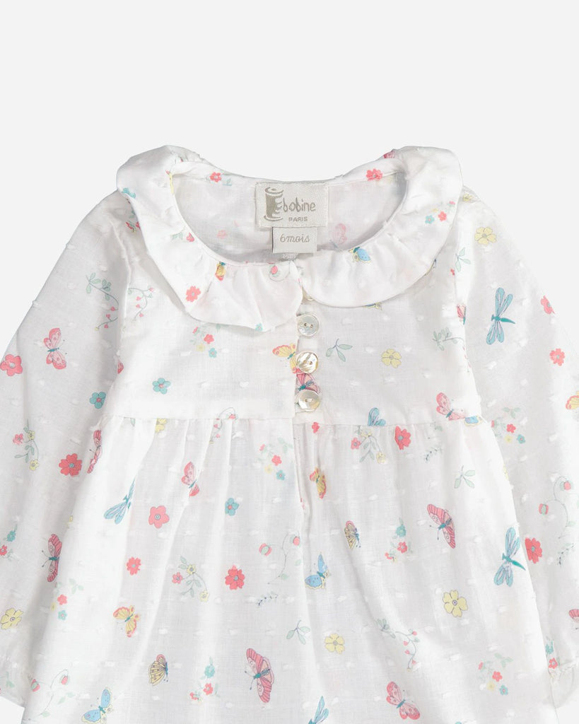 Zoom de la blouse manches longues en coton Oeko-Tex pour bébé fille à motif floral de la marque Bobine Paris.