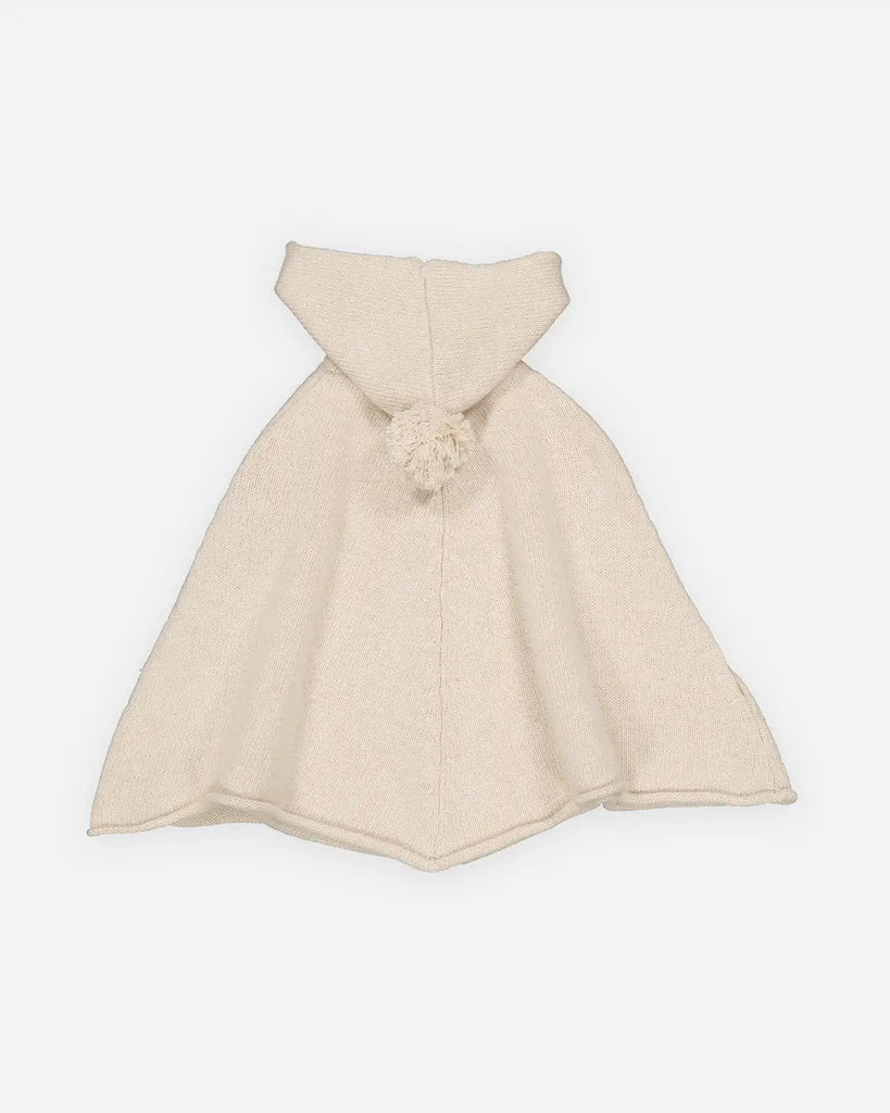 Vue de dos du poncho bébé à capuche en laine et cachemire beige sable de la marque Bobine Paris