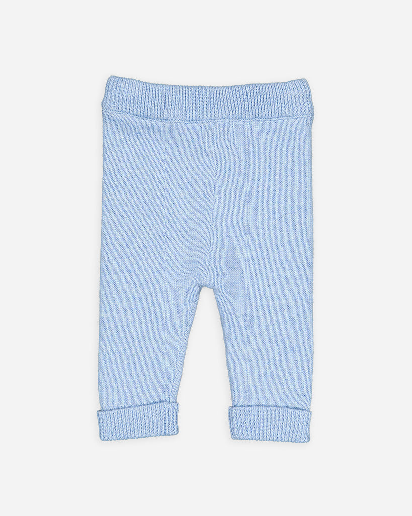 Vue de dos du pantalon bébé en laine et cachemire bleu ciel de la marque Bobine Paris.