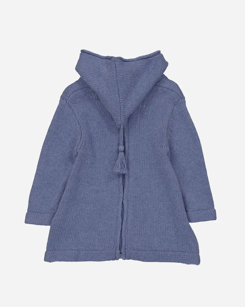Vue de dos du burnous pour bébé en laine et cachemire bleu jean de la marque Bobine Paris.